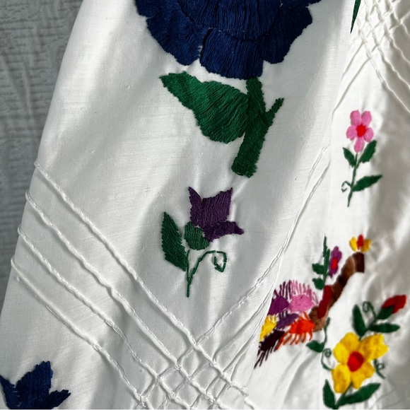 Vintage 70s Mexican Pintuck Halter Handmade Embroidered Floral Fiesta Maxi Dress - Picture 7 of 16